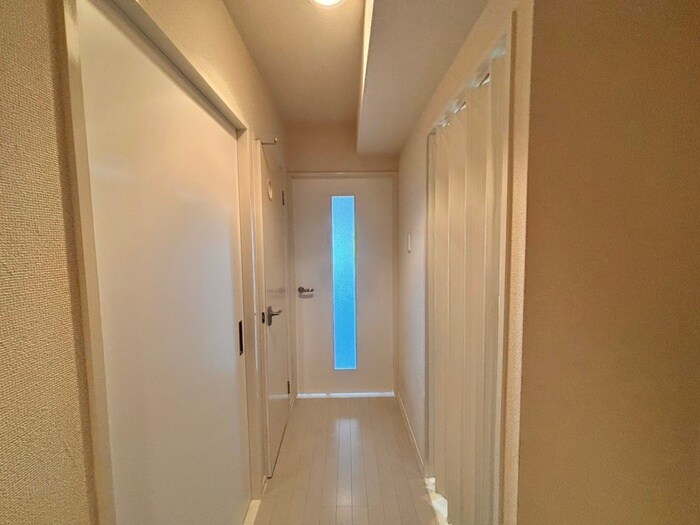 物件内観写真21　(廊下)