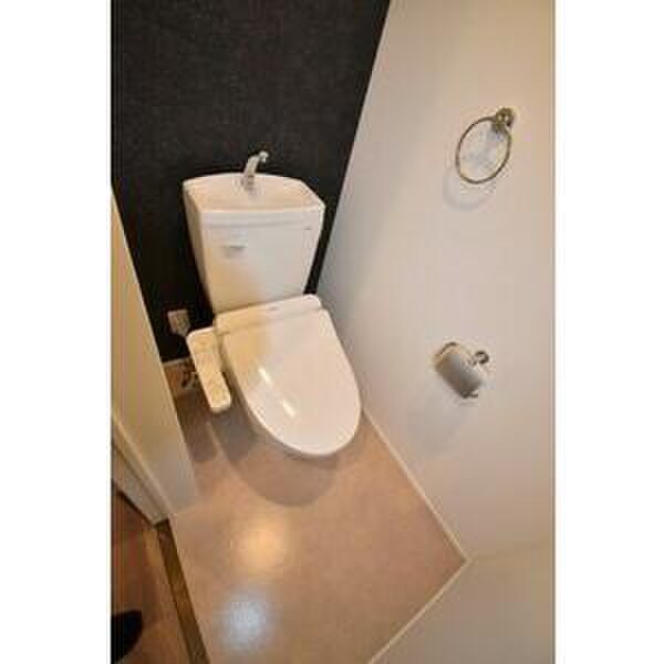 物件内観写真7　(トイレ)