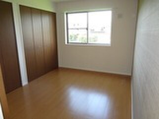 物件内観写真7　(居室)