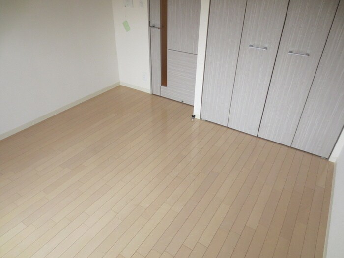 物件内観写真11　(居室)