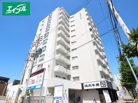 サンメゾン八熊外観写真