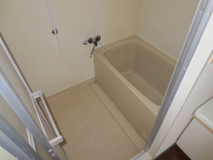 物件内観写真9　(バス／シャワールーム等)