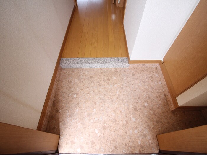 物件内観写真20　(玄関)