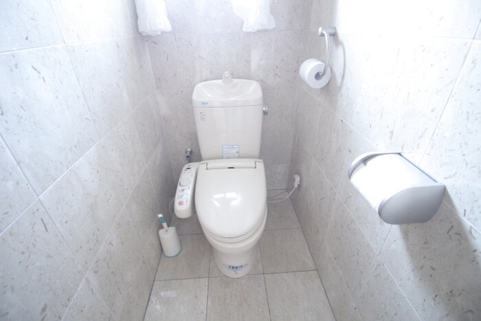 物件内観写真12　(トイレ)