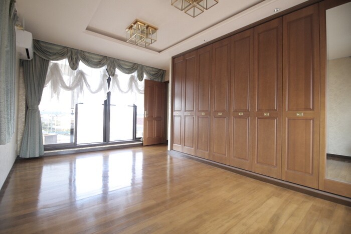 物件内観写真18　(居室)