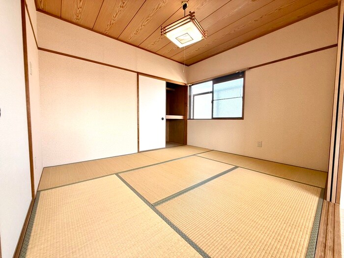 物件内観写真9　(居室)