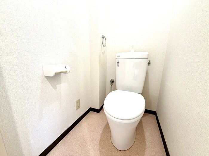 物件内観写真16　(トイレ)