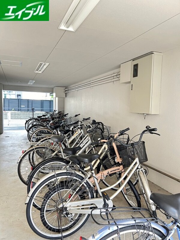 駐輪場