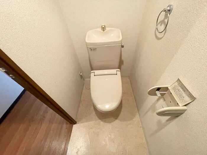 物件内観写真12　(トイレ)