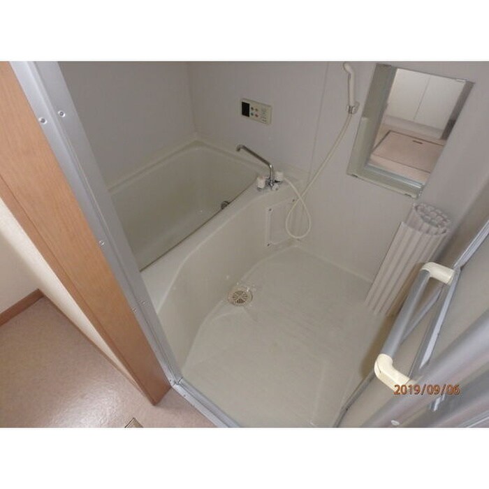 物件内観写真8　(バス／シャワールーム等)