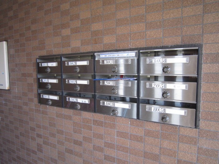 物件外観写真6　(建物設備)