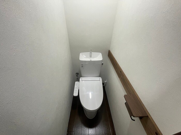物件内観写真10　(トイレ)