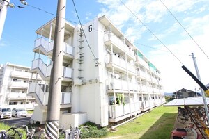 ビレッジハウス若林6号棟外観写真