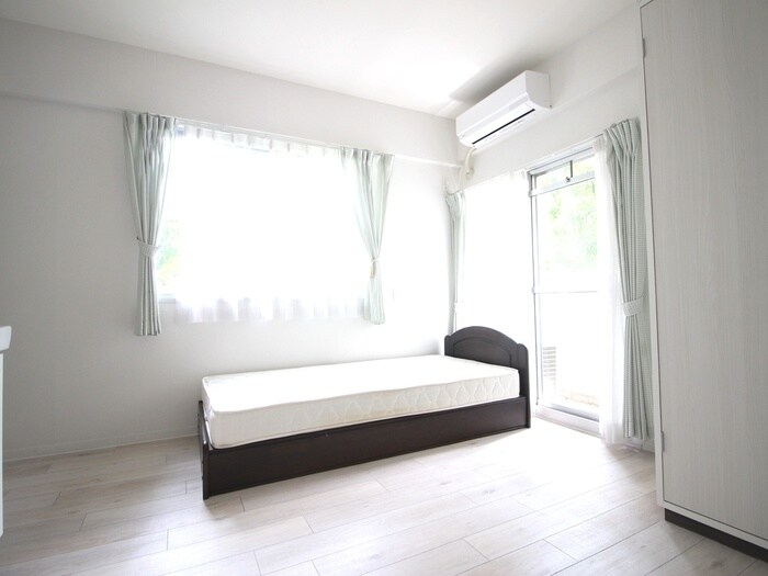 物件内観写真10　(居室)