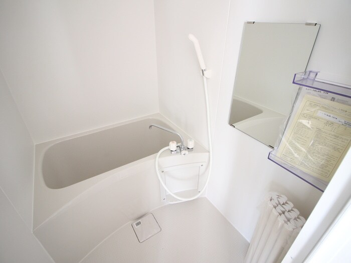 物件内観写真12　(バス／シャワールーム等)