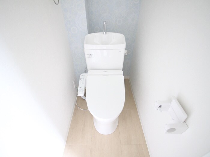 物件内観写真15　(トイレ)