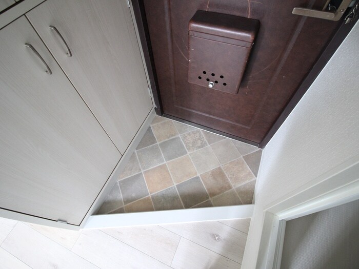 物件内観写真19　(玄関)