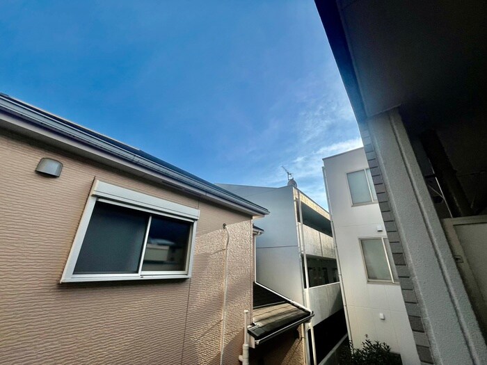 物件内観写真22　(室内からの展望)