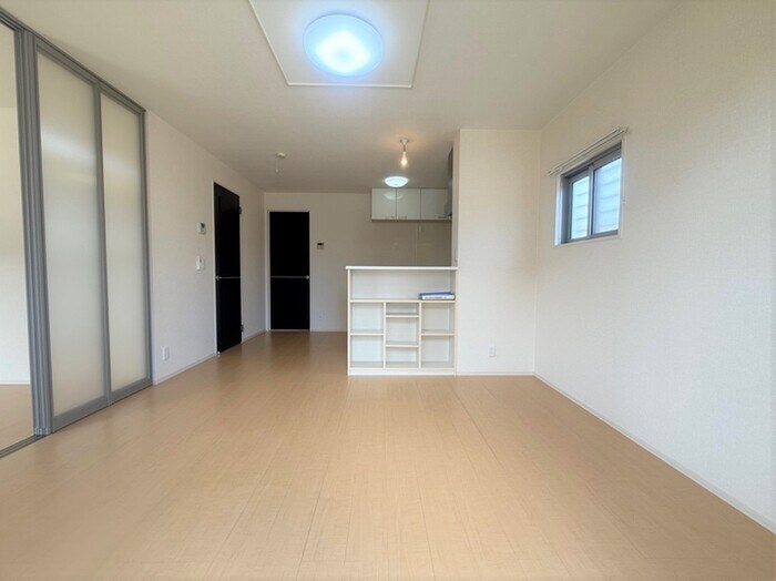 物件内観写真4　(居室)