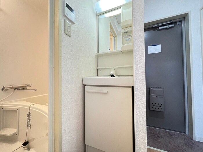 物件内観写真14　(洗面)