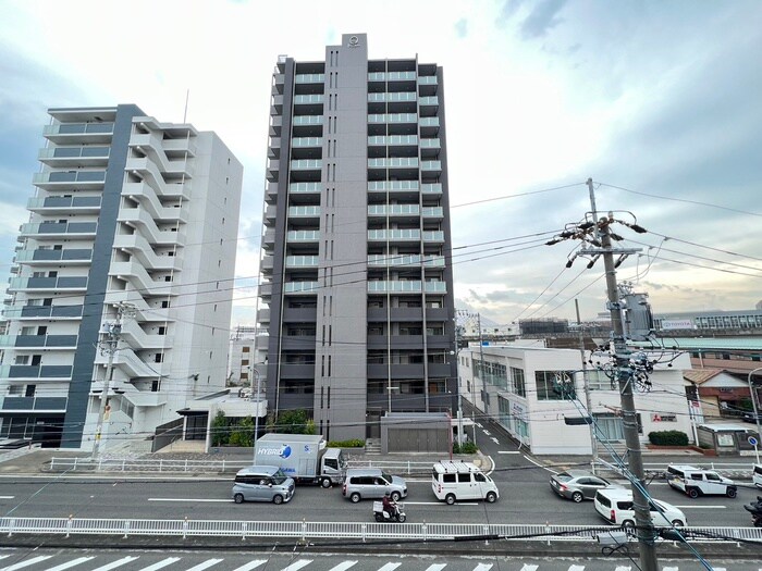 物件内観写真16　(室内からの展望)