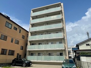 エミネンスⅢ外観写真