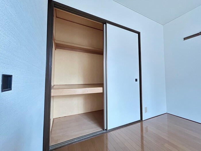 物件内観写真13　(収納)