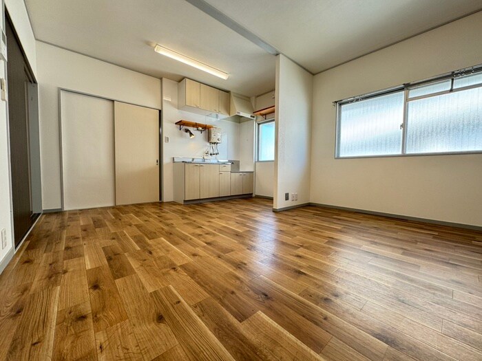 物件内観写真7　(居室)