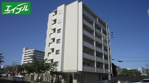 グランマスト白壁外観写真