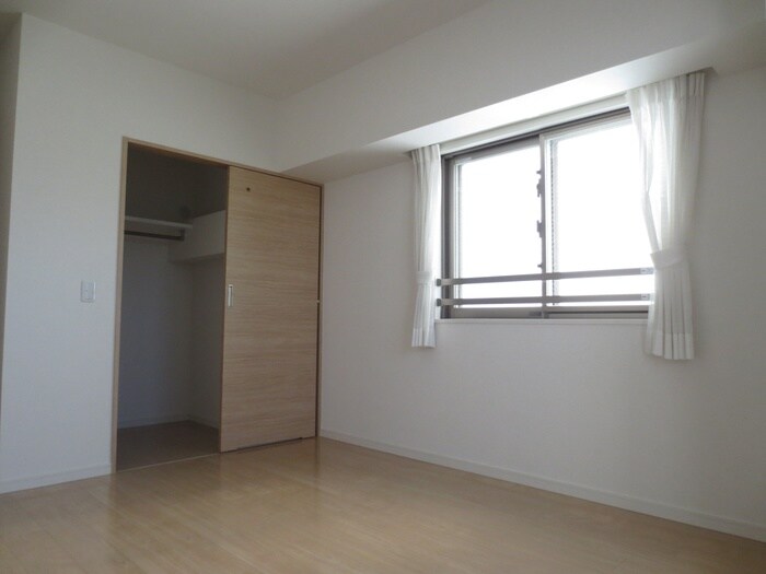 物件内観写真15　(居室)