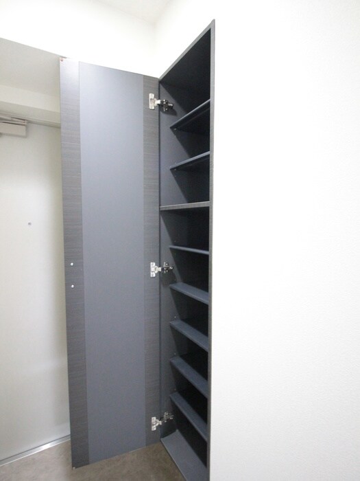 物件内観写真7　(靴箱)