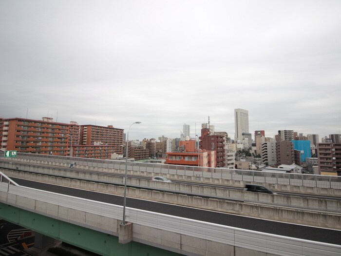 物件内観写真21　(室内からの展望)