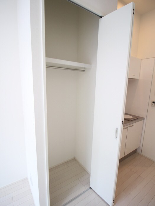 物件内観写真12　(収納)