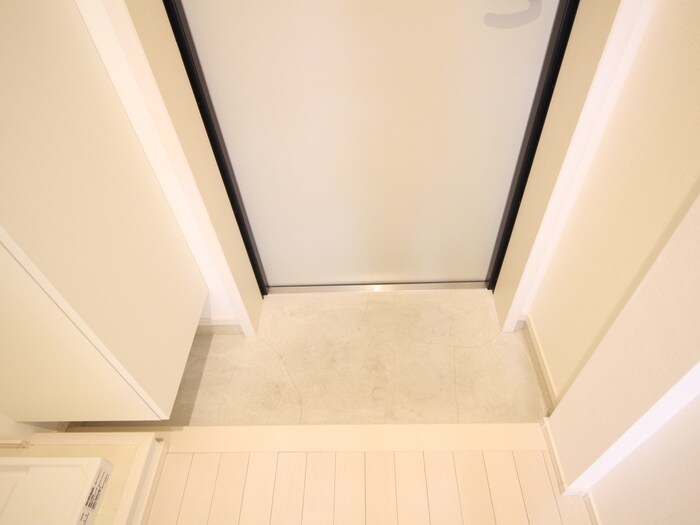 物件内観写真17　(玄関)