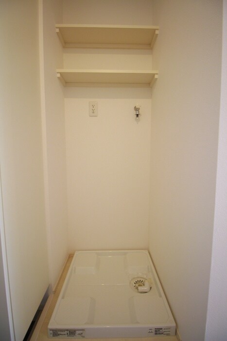 物件内観写真18　(廊下)