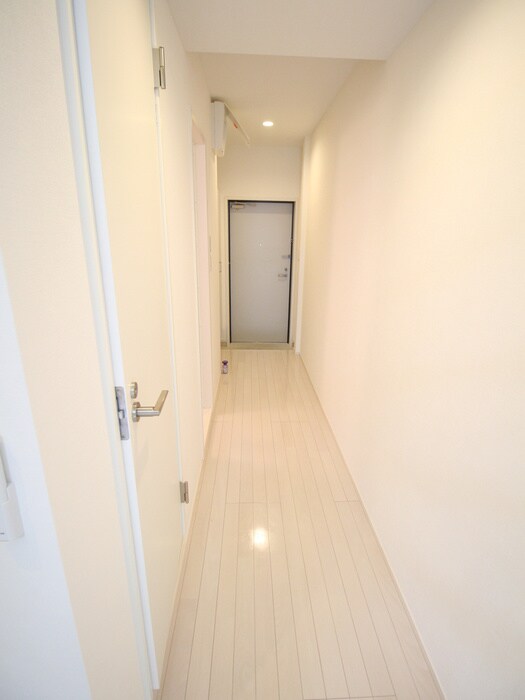 物件内観写真19　(廊下)