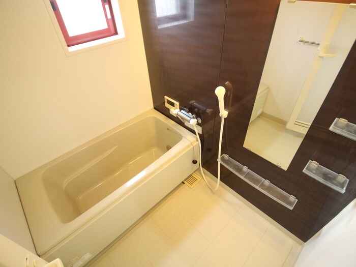 物件内観写真9　(バス／シャワールーム等)