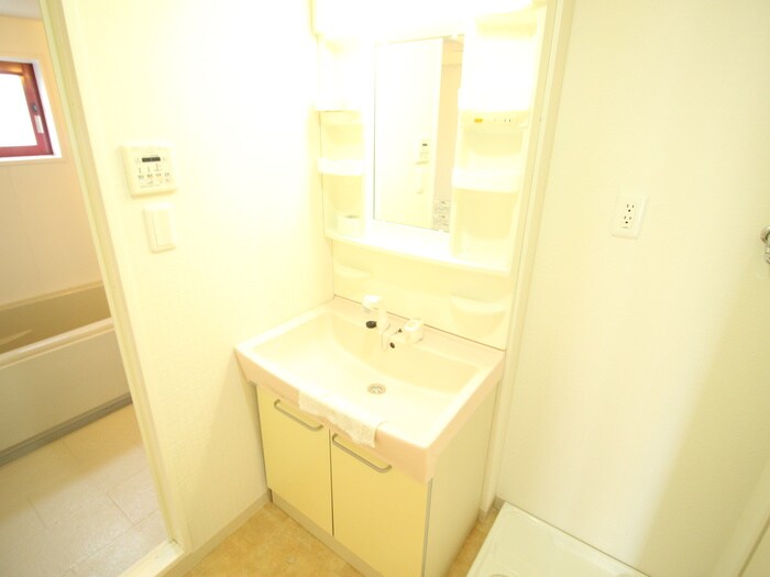 物件内観写真10　(洗面)