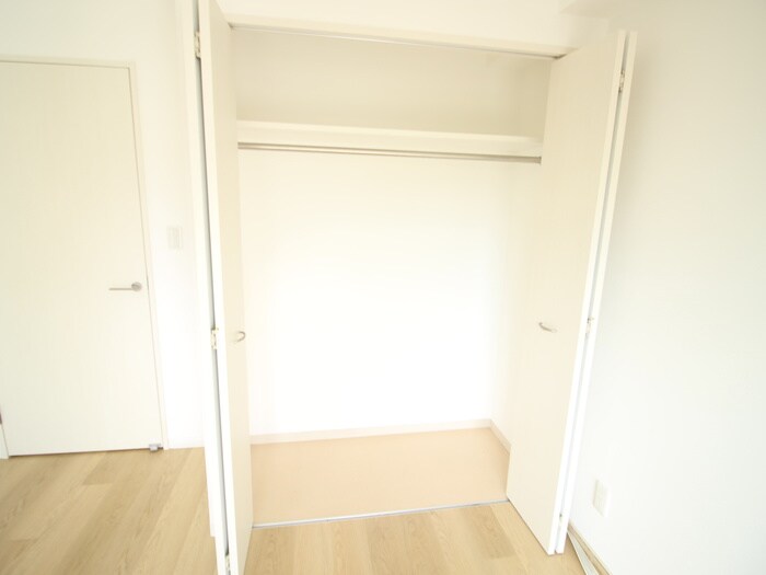 物件内観写真12　(収納)