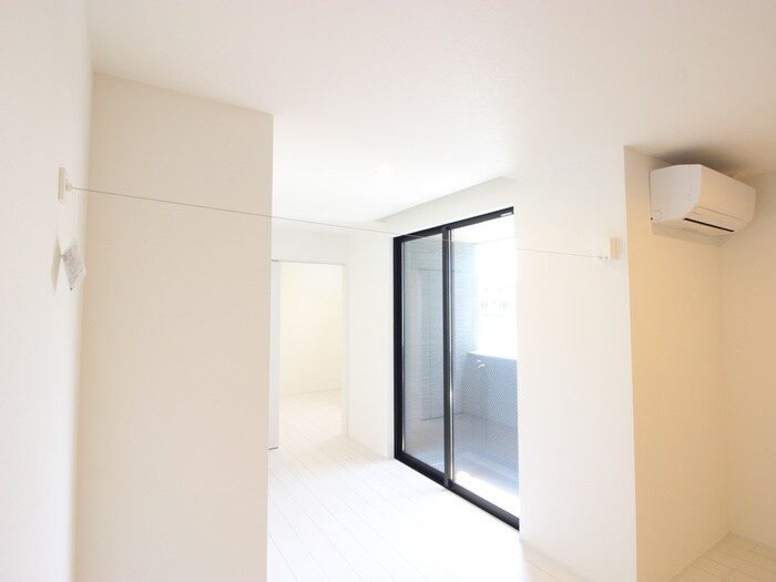 物件内観写真13　(居室)