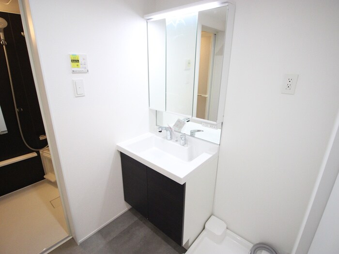 物件内観写真14　(洗面)