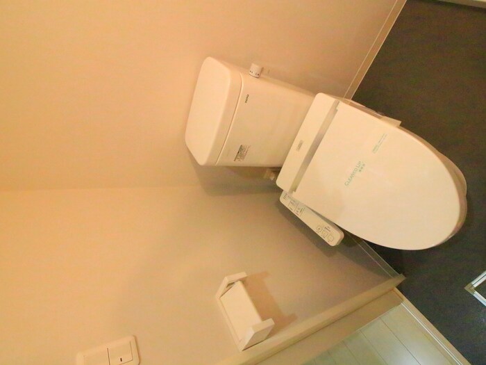 物件内観写真12　(トイレ)