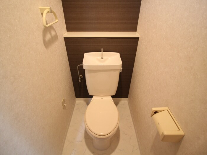 物件内観写真12　(トイレ)