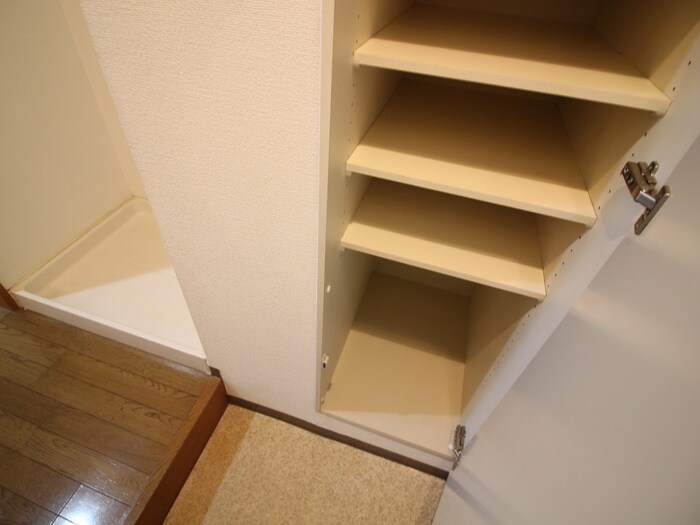 物件内観写真18　(靴箱)