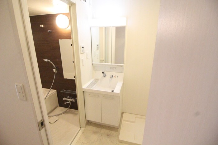 物件内観写真11　(洗面)