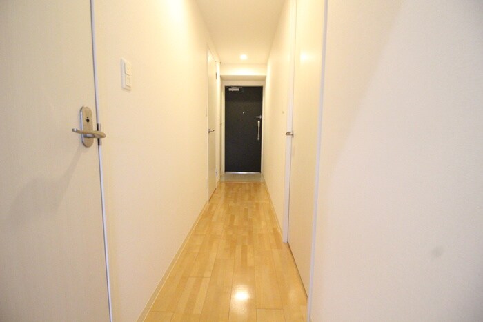 物件内観写真20　(廊下)