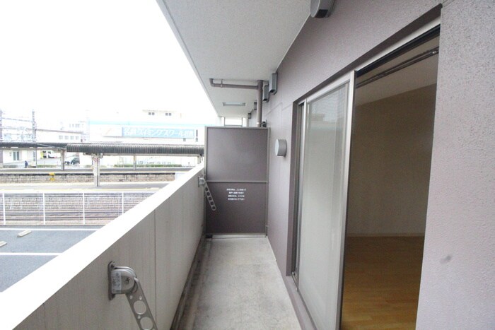 物件内観写真21　(玄関)