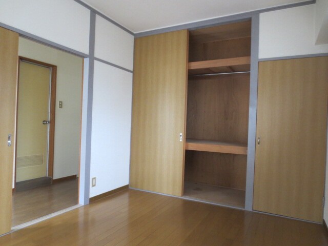 物件内観写真9　(居室)