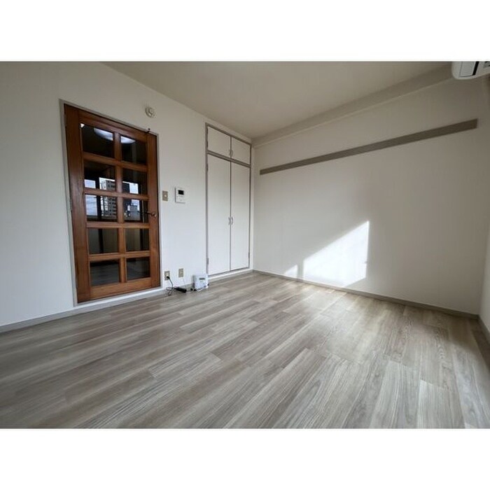 物件内観写真16　(居室)