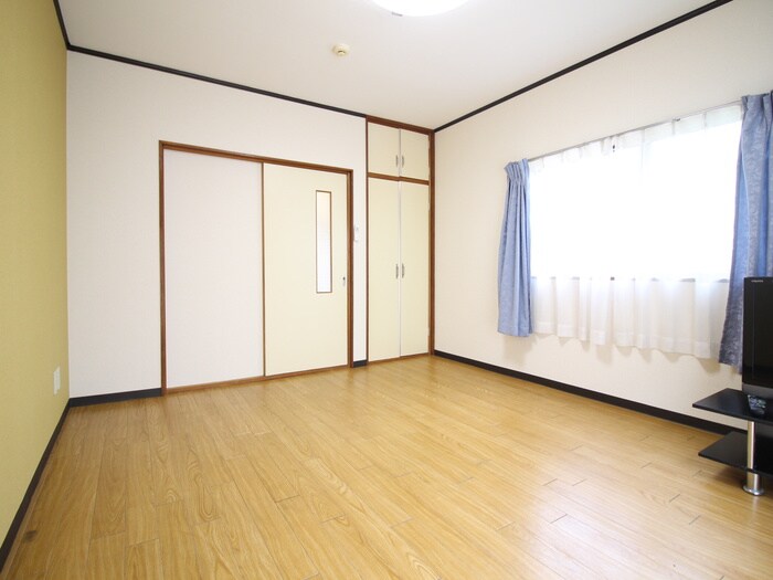 物件内観写真18　(居室)